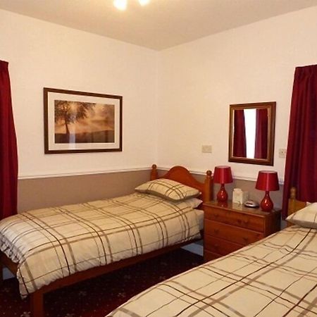 The Meltham Guest House Scarborough Exterior photo